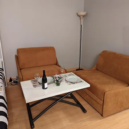 Charming With Eiffel View